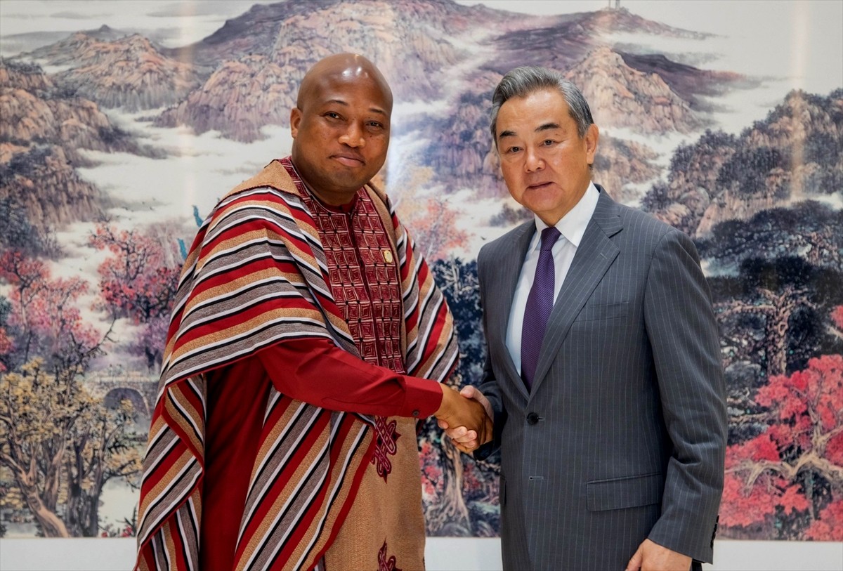 Çin’in Changsha kentinde düzenlenen Çin-Afrika Zirvesi kapsamında, Çin Dışişleri Bakanı Vang Yi...