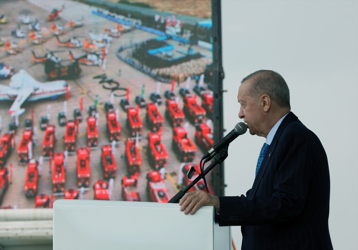 Cumhurbaşkanı Recep Tayyip Erdoğan, Etimesgut Havaalanı'nda "Yeşil Vatan Kahramanları Görev...