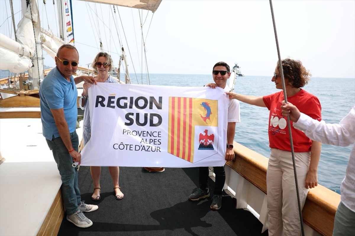 Cumhuriyet'in ilk yelkenli okul gemisi STS Bodrum'a, Birleşmiş Milletler (BM) Filosunda bayrak...