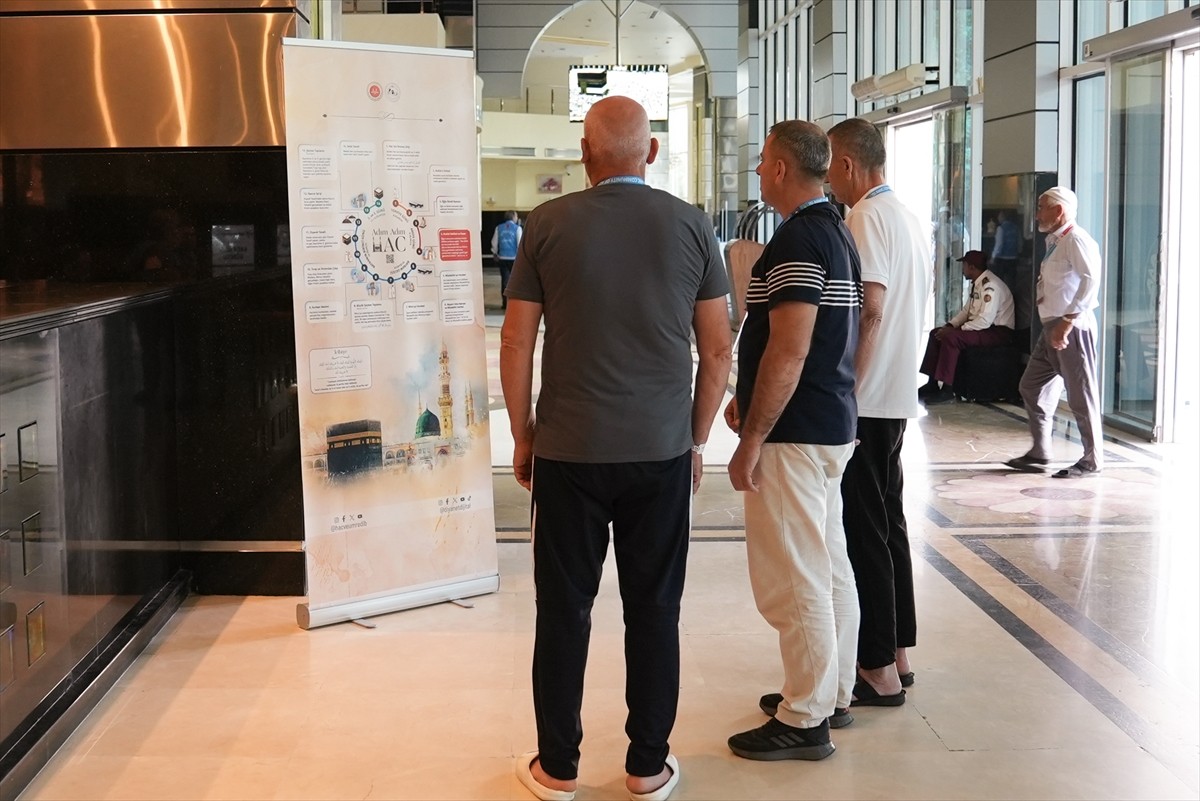 Diyanet İşleri Başkanlığı, hac ibadetini kolaylaştırmak amacıyla hacı adaylarına özel olarak...