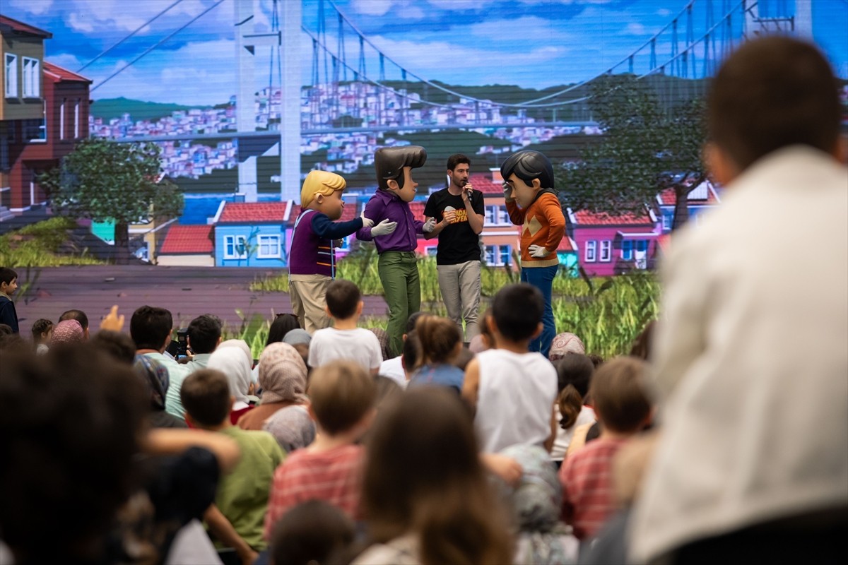 Diyanet İşleri Başkanlığı ve Türkiye Diyanet Vakfı tarafından "aile ve iyilik" temasıyla...