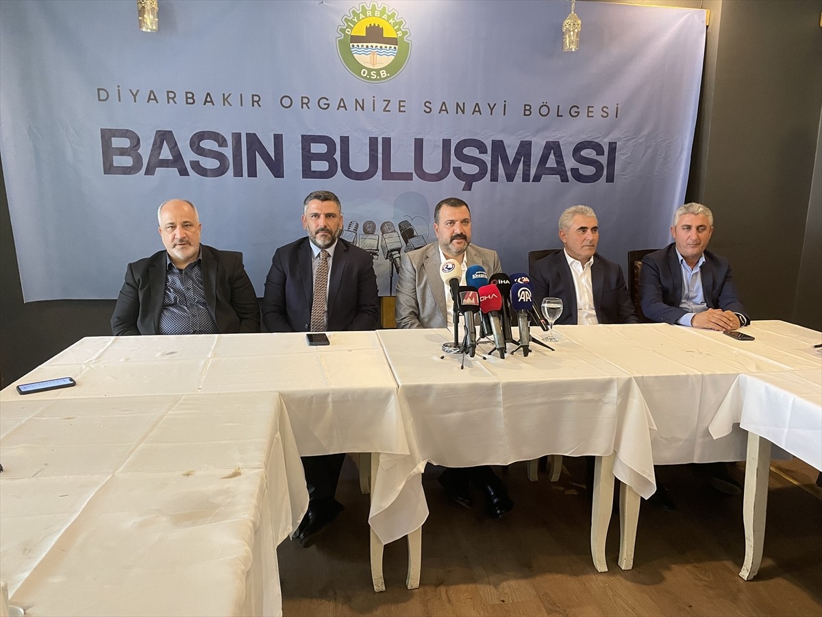 Diyarbakır Organize Sanayi Bölgesi'nde (OSB) istihdam edilen kişi sayısı 23 bine ulaştı....