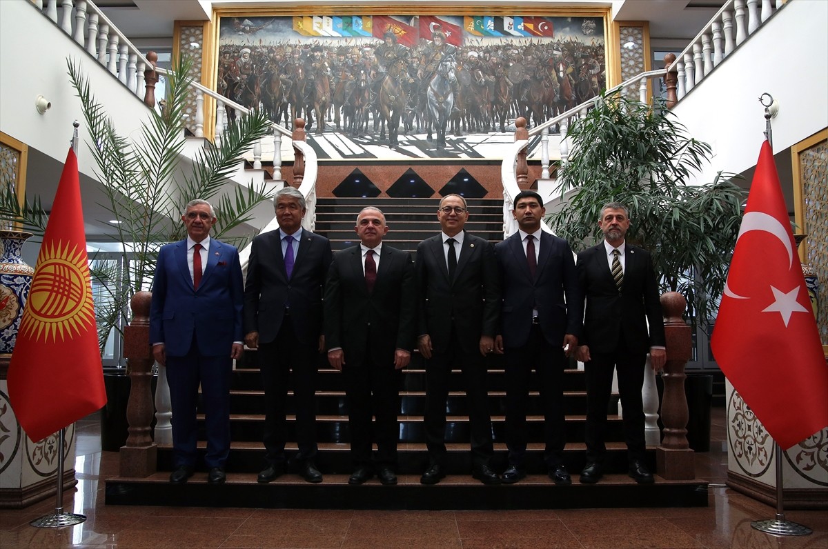 Dünyaca ünlü Kırgız yazar Cengiz Aytmatov'un ölümünün 17. yılına ithafen düzenlenen etkinliklere...