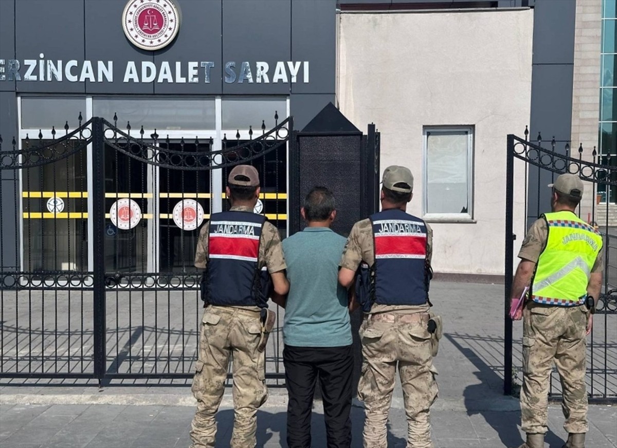 Erzincan'da "kasten öldürme" suçundan 25 yıl kesinleşmiş hapis cezasıyla aranan hükümlü...