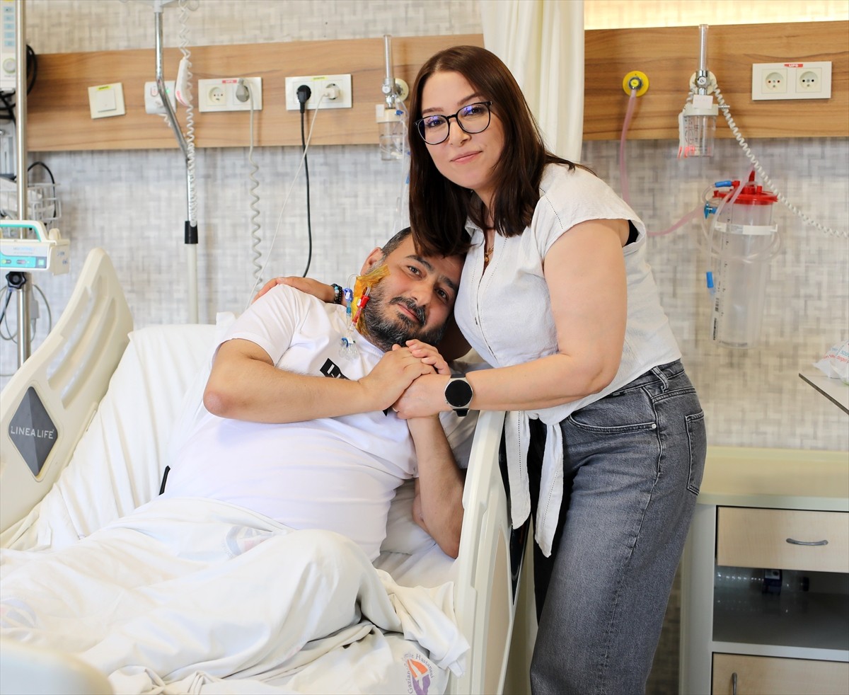 Gaziantep'te, böbrek yetmezliği nedeniyle 2010 yılında başvurdukları Gaziantep Üniversitesi...