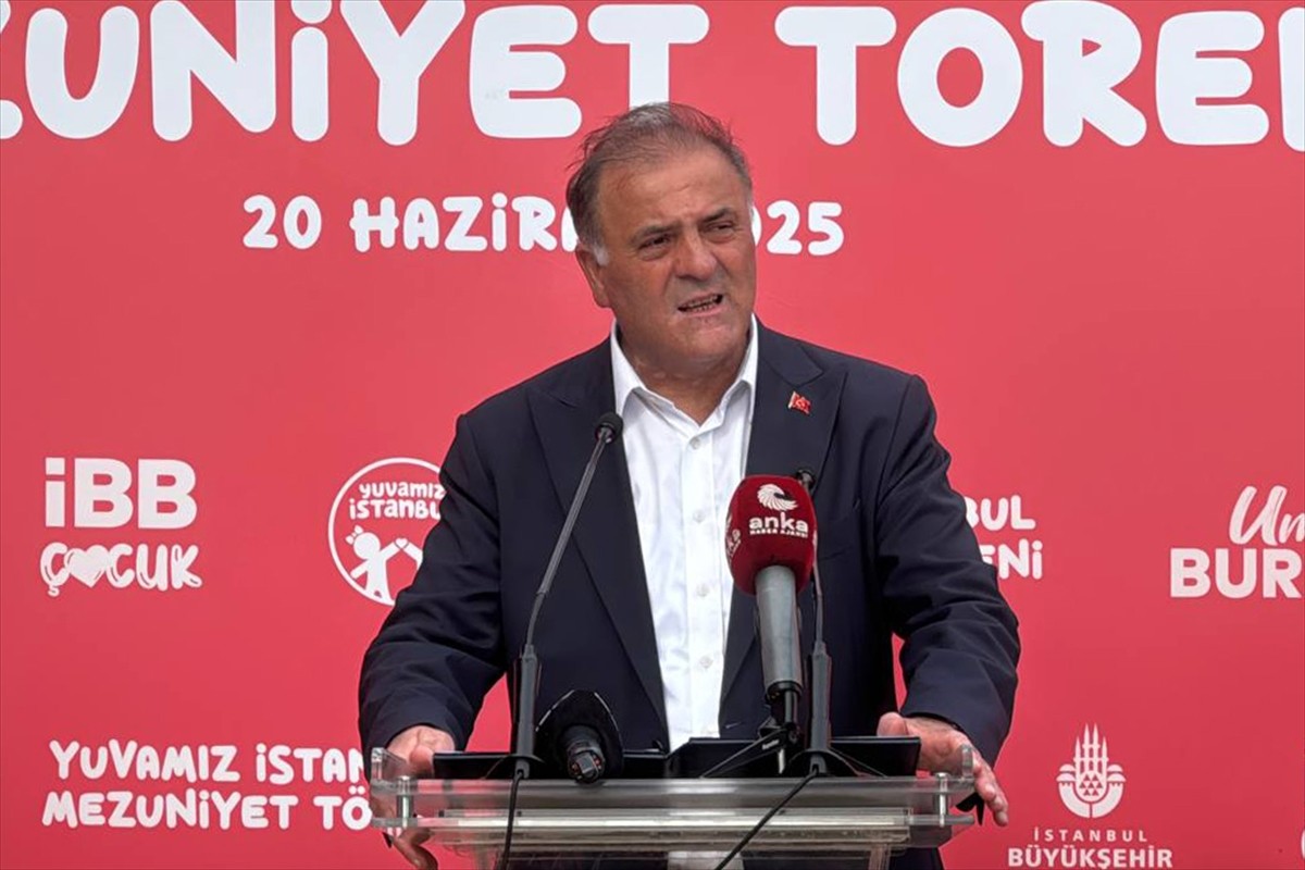 Gaziosmanpaşa Mevlana Yuvamız öğrencileri için mezuniyet töreni düzenlendi. 78 çocuğa...