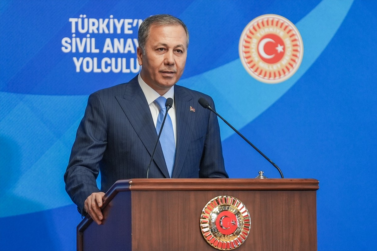 İçişleri Bakanı Ali Yerlikaya, İçişleri Bakanlığı Sivil Toplumla İlişkiler Genel Müdürlüğü...