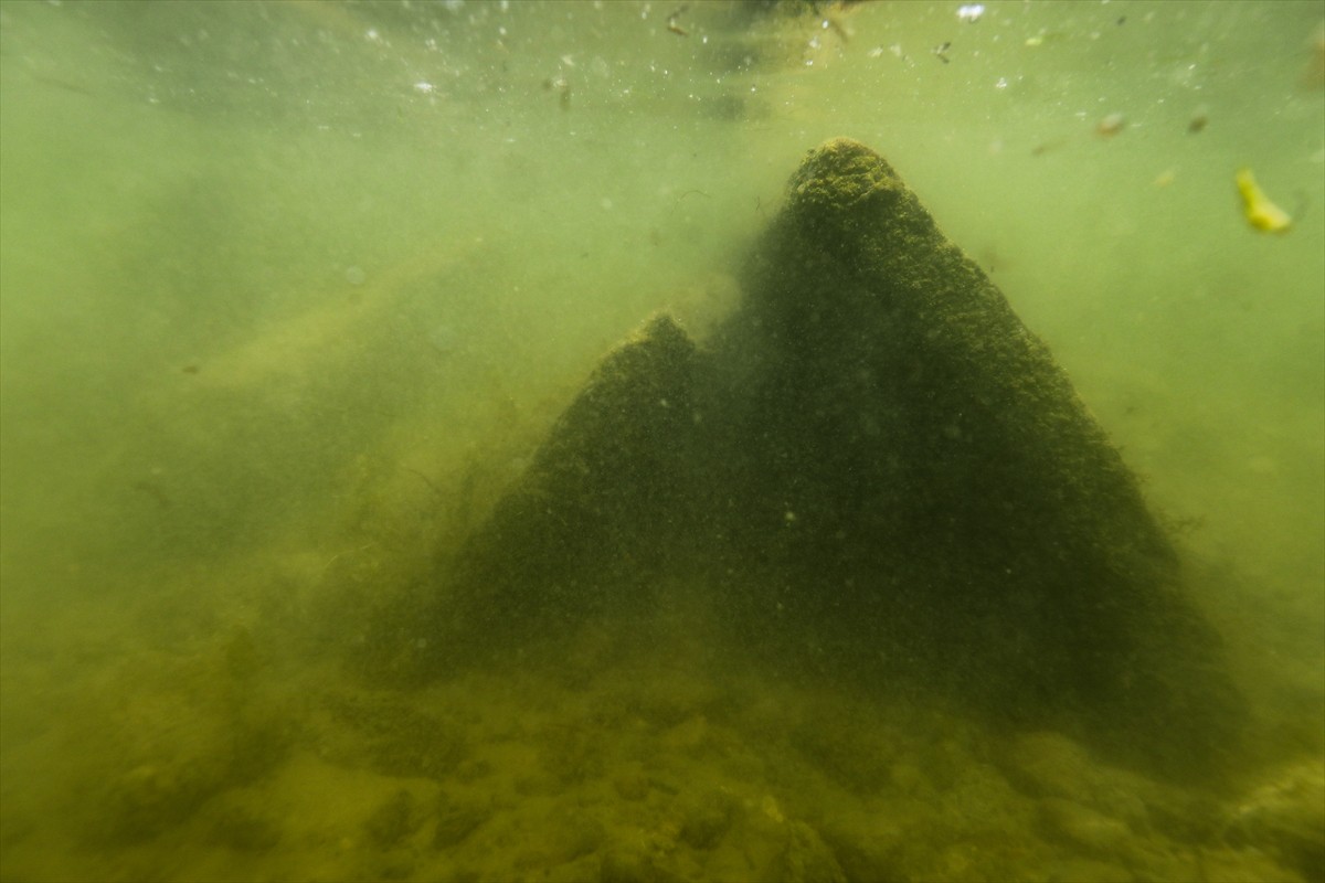 İmparator I. Konstantin'in çağrısıyla Hristiyanlıkta kiliseye bağlı tüm piskoposların katılımıyla...