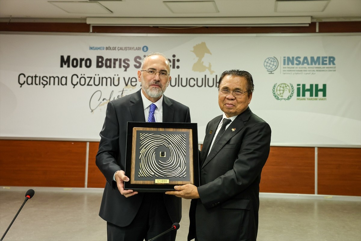 İnsan Hak ve Hürriyetleri (İHH) İnsani Yardım Vakfı ile İnsani ve Sosyal Araştırmalar Merkezi...
