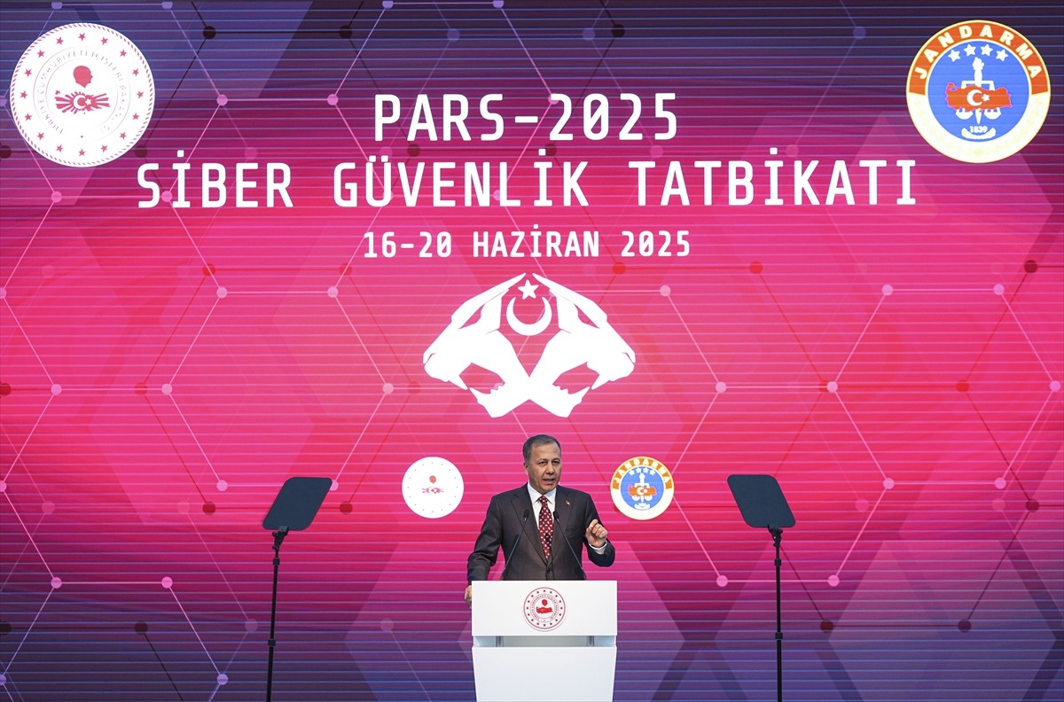 Jandarma Genel Komutanlığınca 16 Haziran'da başlatılan Pars-2025 Siber Güvenlik Tatbikatı'nın...