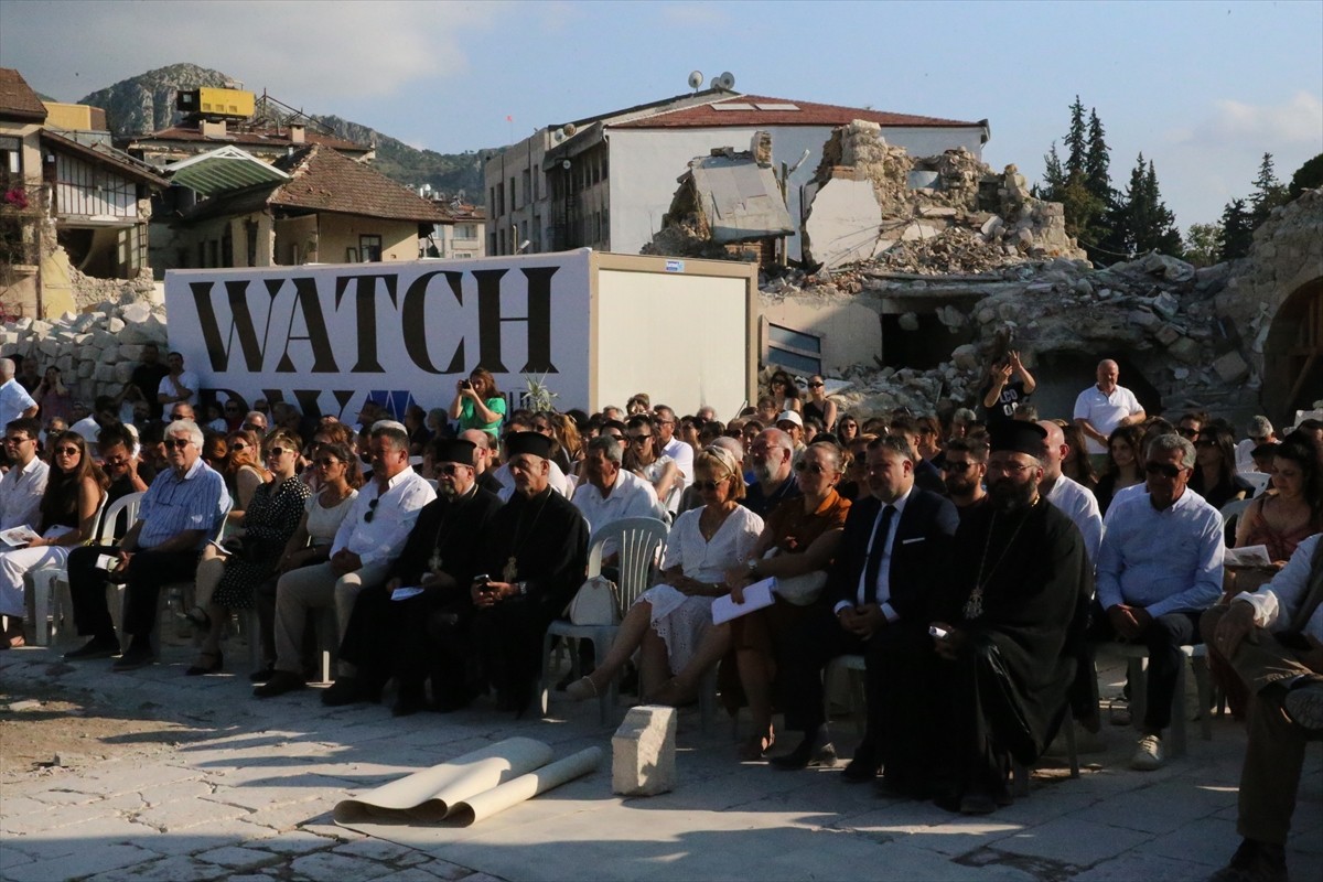 Kahramanmaraş merkezli 6 Şubat 2023'teki depremlerde hasar alarak yıkılan Antakya Ortodoks...