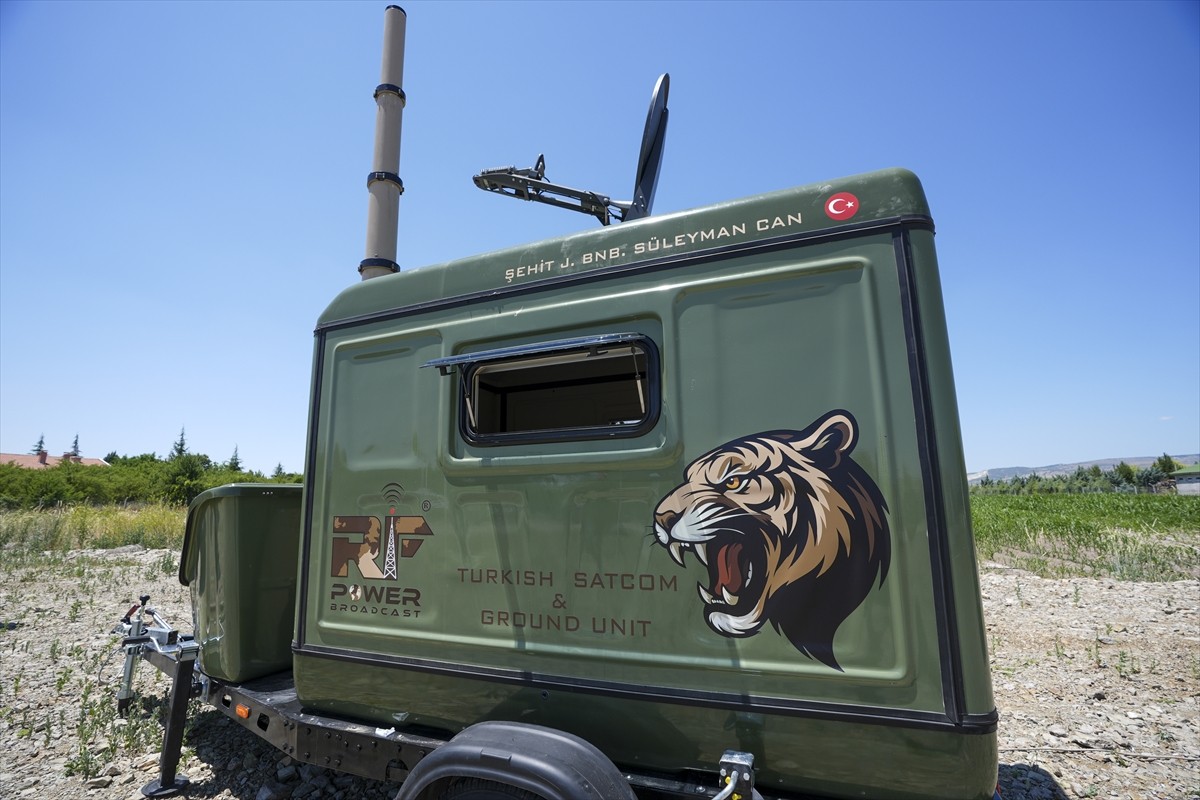 Kahramanmaraş merkezli depremlerin ardından bölgede haberleşme ihtiyacının karşılanmasına destek...