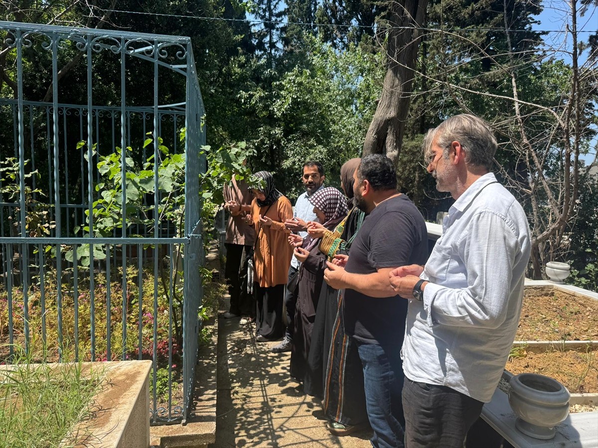 Kaleme aldığı birçok unutulmaz eseri Türk edebiyatına miras bırakan şair ve yazar Abdurrahman...