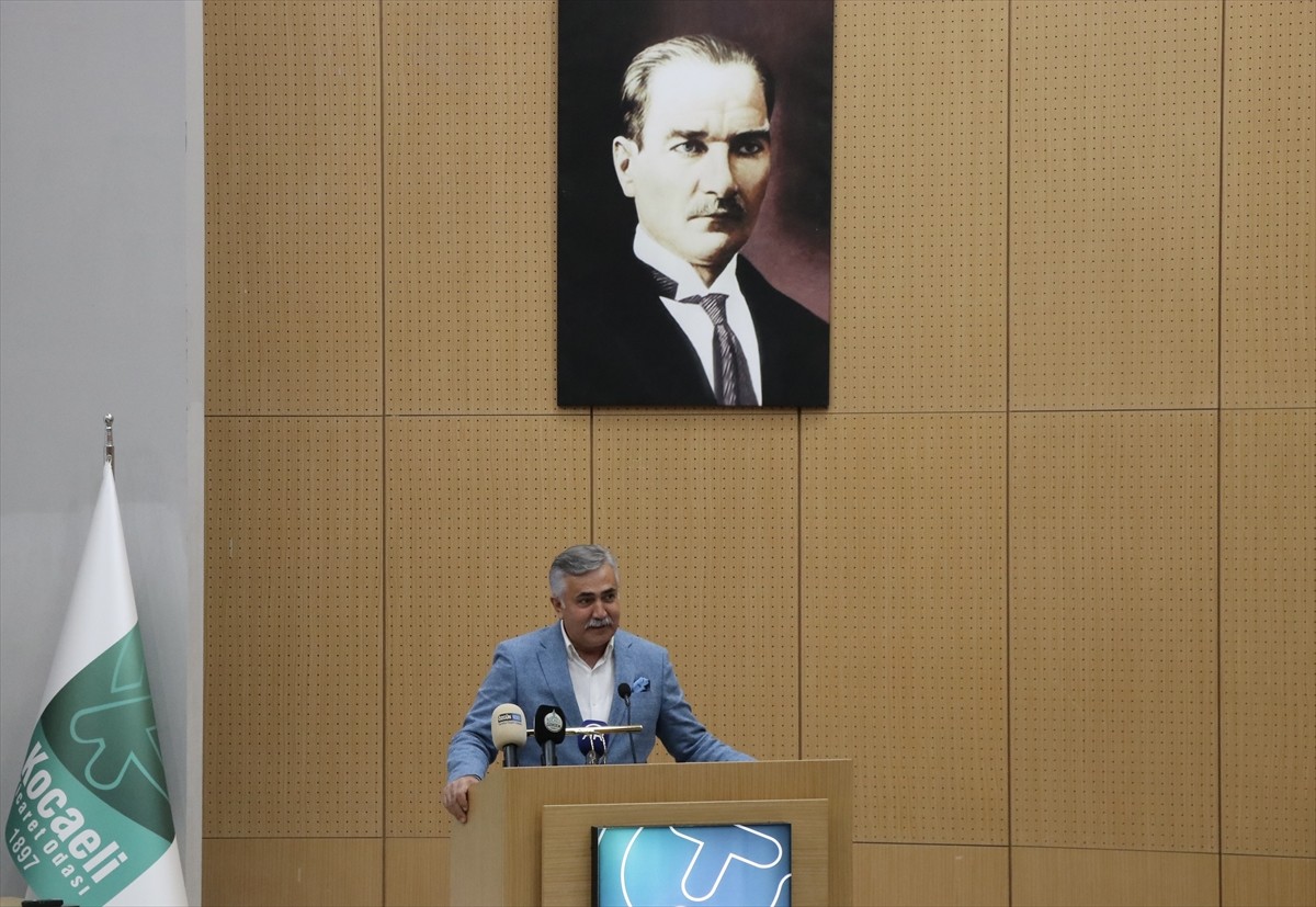 Kredi Garanti Fonu (KGF) Yönetim Kurulu Başkanı Erdoğan Özegen, Kocaeli Ticaret Odasının (KOTO)...