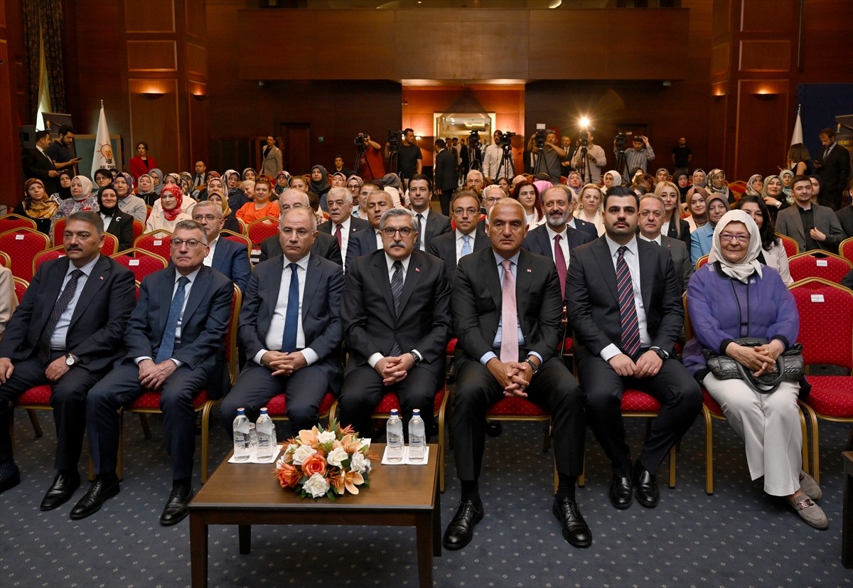 Kültür ve Turizm Bakanı Mehmet Nuri Ersoy, AK Parti Kültür Sanat Politikaları Başkanlığı...