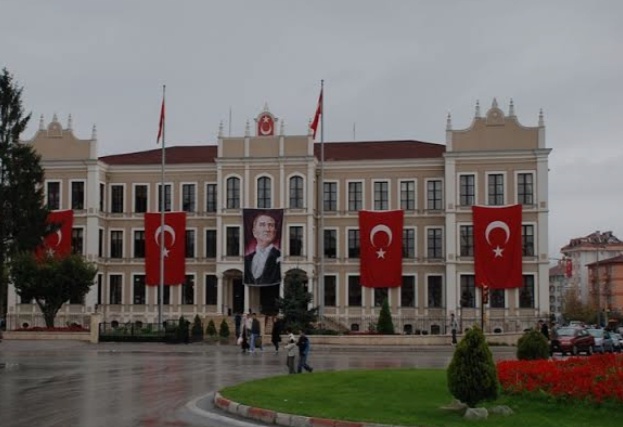 Kurban Bayramı'nda Bolu, Düzce ve Ankara'da Ağır Araçlara Geçiş Yasağı