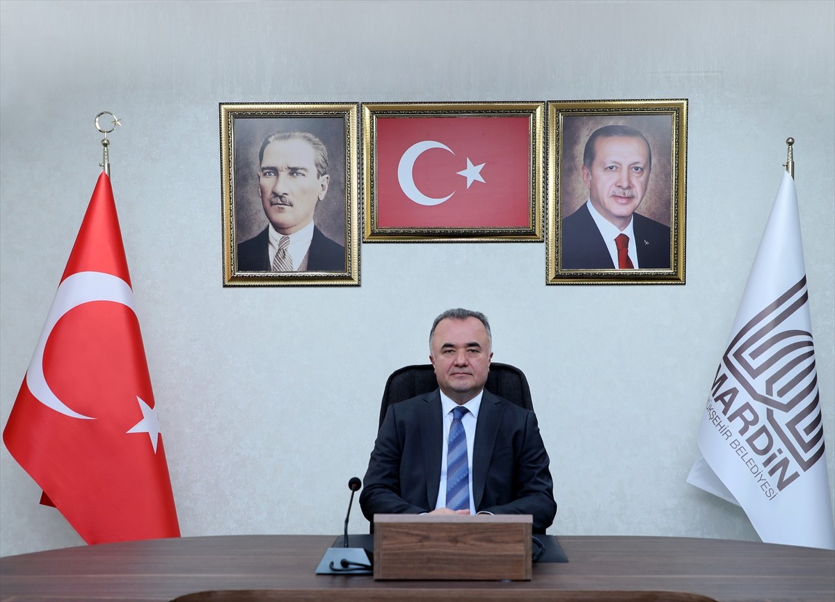 Mardin Büyükşehir Belediyesi, "Eğitime Destek Projesi" kapsamında Mardinli 10 bin 520 üniversite...