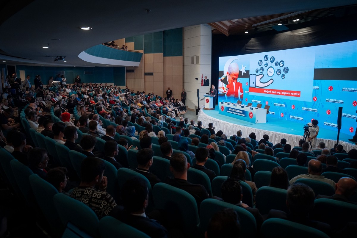 MHP Genel Başkanı Devlet Bahçeli'nin himayesinde, parti genel merkezinde "Sağlık Politikalarında...