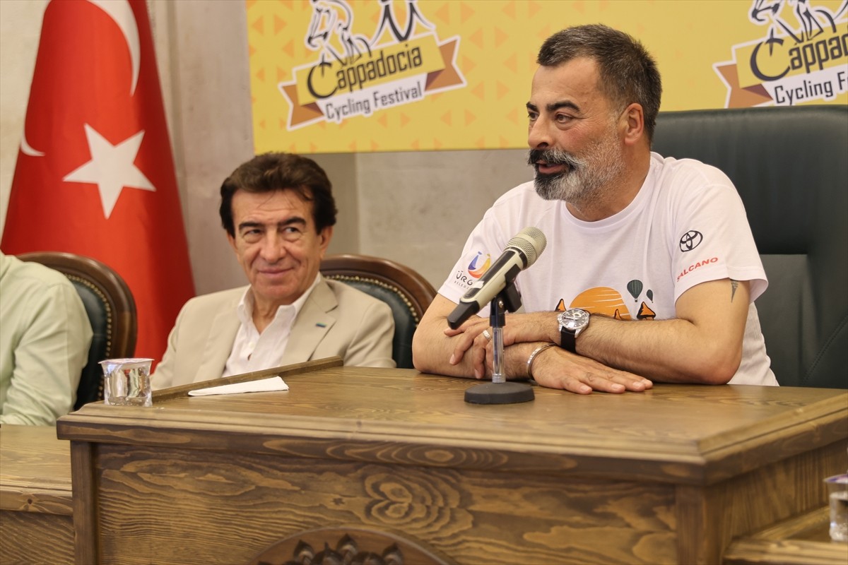 Nevşehir'de hafta sonu düzenlenecek "Kapadokya Bisiklet Festivali"nde 6 ülkeden 131 sporcu pedal...