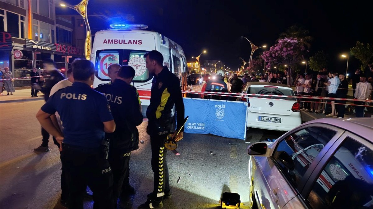 Sakarya'nın Karasu ilçesinde SUV aracın çarptığı yaya hayatını kaybetti.
