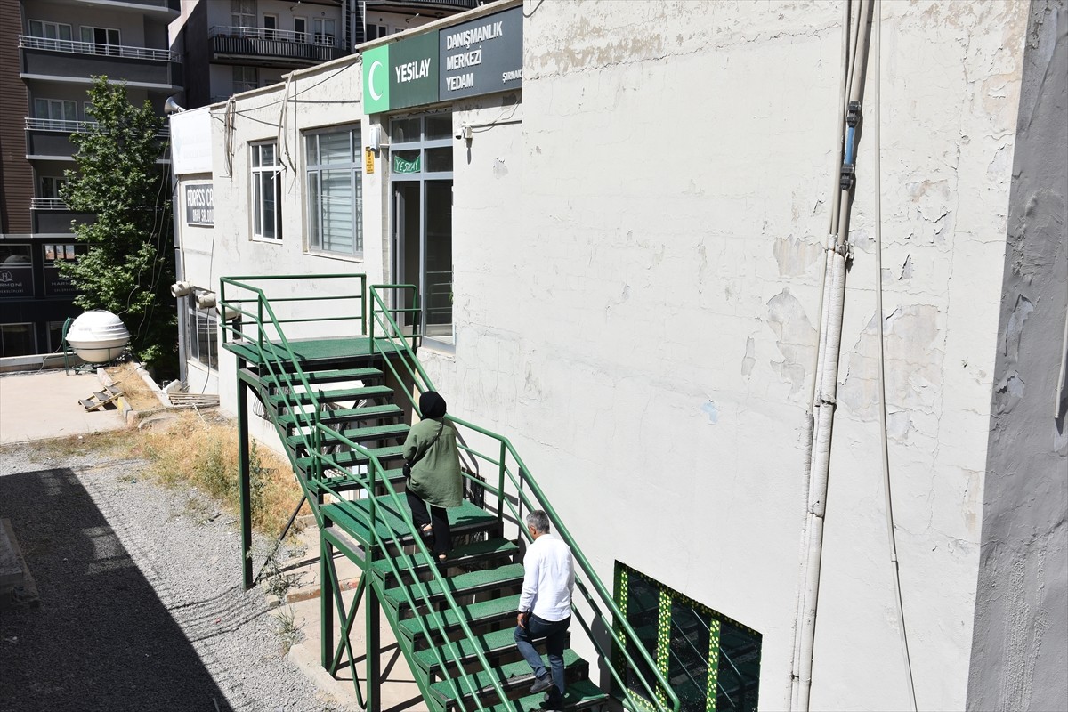 Şırnak'ta bağımlılıkla mücadele edenlere psikososyal destek hizmeti sunulan Yeşilay Danışmanlık...