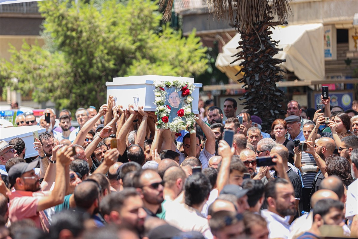 Suriye'nin başkenti Şam'da Mar İlyas Kilisesi'ne düzenlenen terör saldırısında hayatını kaybeden...