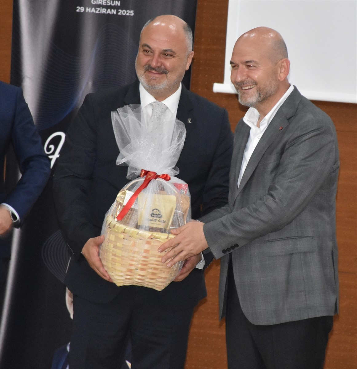  TBMM İçişleri Komisyonu Başkanı Süleyman Soylu, Giresun Çotanak Konferans Salonu'nda düzenlenen...