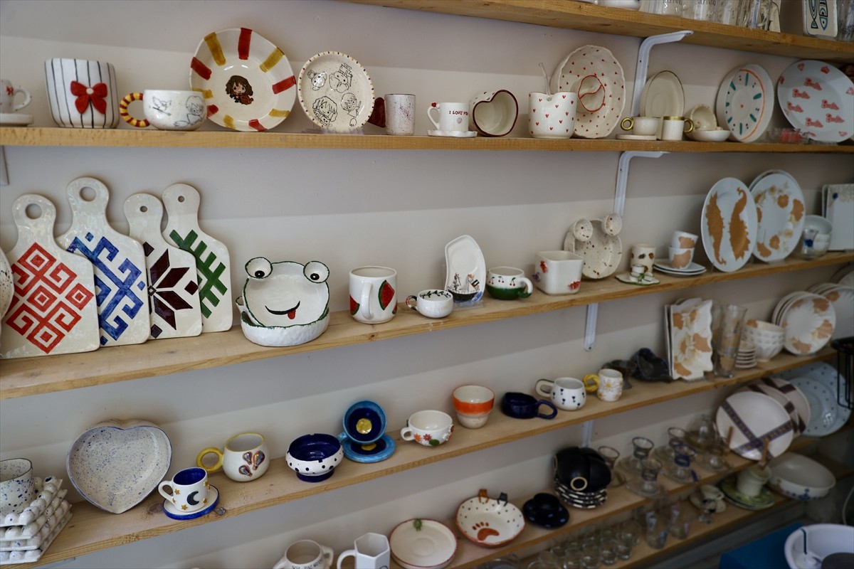 Trabzon'un Of ilçesinde kooperatif çatısı altında üretim yapan kadın ve özel gereksinimli...