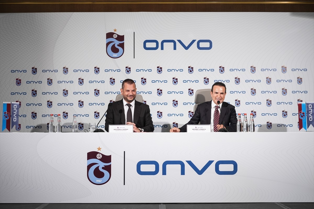 Trabzonspor Kulübü, Onvo ile forma sırt sponsorluğu anlaşması imzaladı. İstanbul'da bulunan Zorlu...