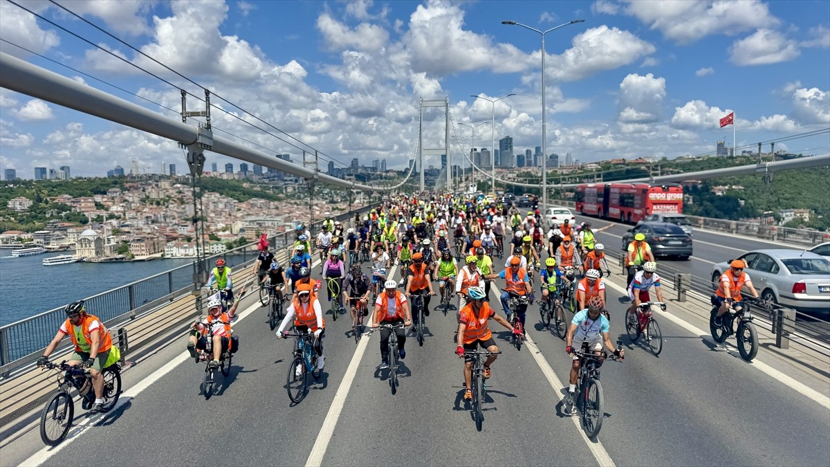 Trafikte Ortak Akıl Projeleri Derneği (TRAP) öncülüğünde, Bisikletliler Derneği ile birlikte...
