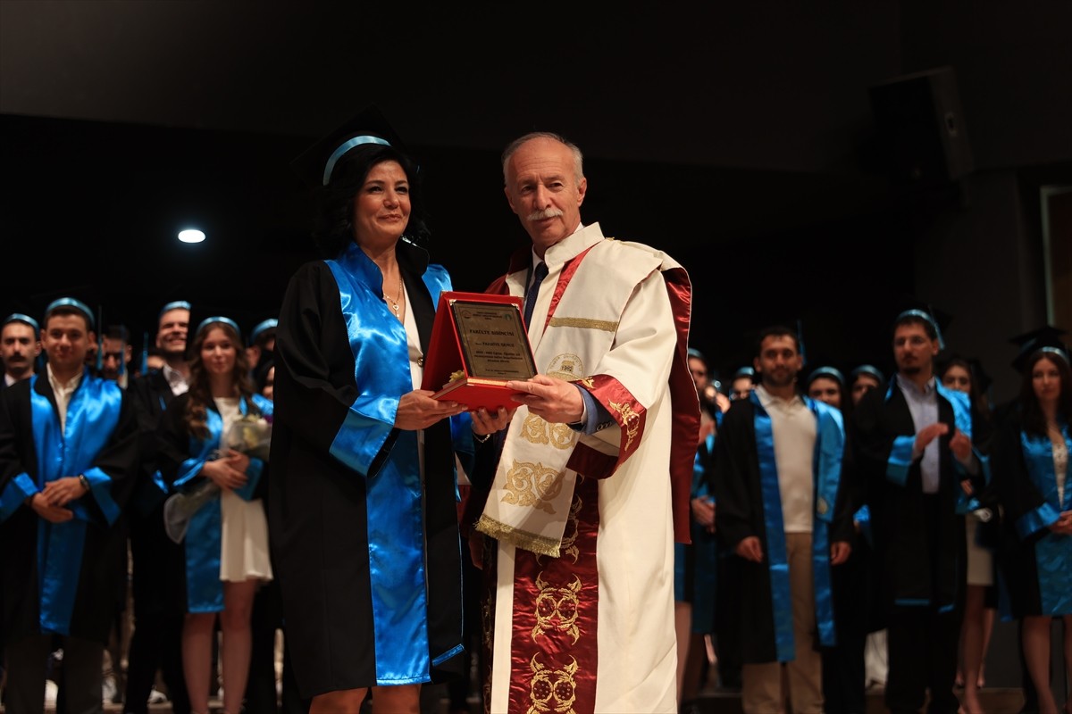 Trakya Üniversitesinde (TÜ) Bulgarca öğrenmek için ikinci üniversitesine başlayan 46 yaşındaki...