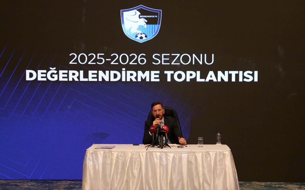 Trendyol 1. Lig ekiplerinden Erzurumspor FK'nin başkanı Ahmet Dal, kentteki bir otelde basın...