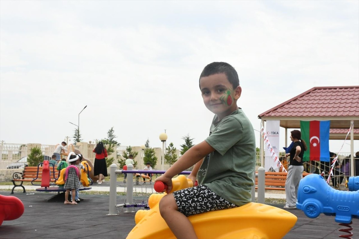 Türk İşbirliği ve Koordinasyon Ajansı Başkanlığı (TİKA), Azerbaycan'ın Samuh ve Daşkesen...