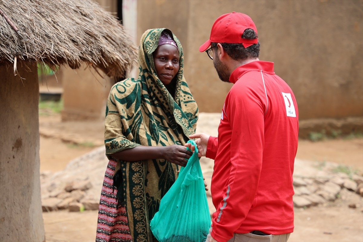 Türk Kızılay, Kurban Bayramı'nda başta Türkiye ve Gazze olmak üzere dünyanın dört bir yanında...