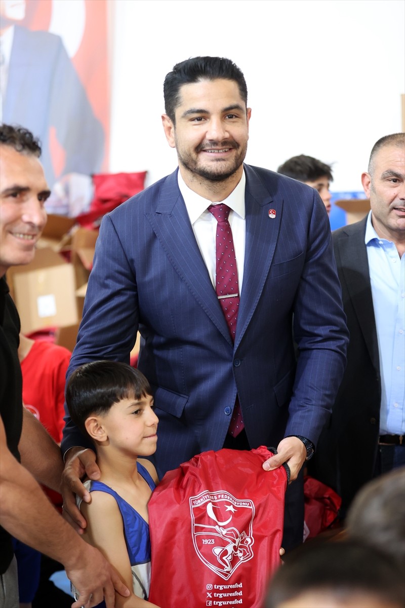 Türkiye Güreş Federasyonu, olimpiyat, dünya ve Avrupa şampiyonu Taha Akgül'ün başkanlığa...