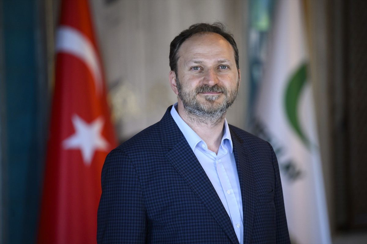 Yeşilay Genel Başkanı Mehmet Dinç, teknoloji ve son dönemde artan sanal kumar bağımlılığına...