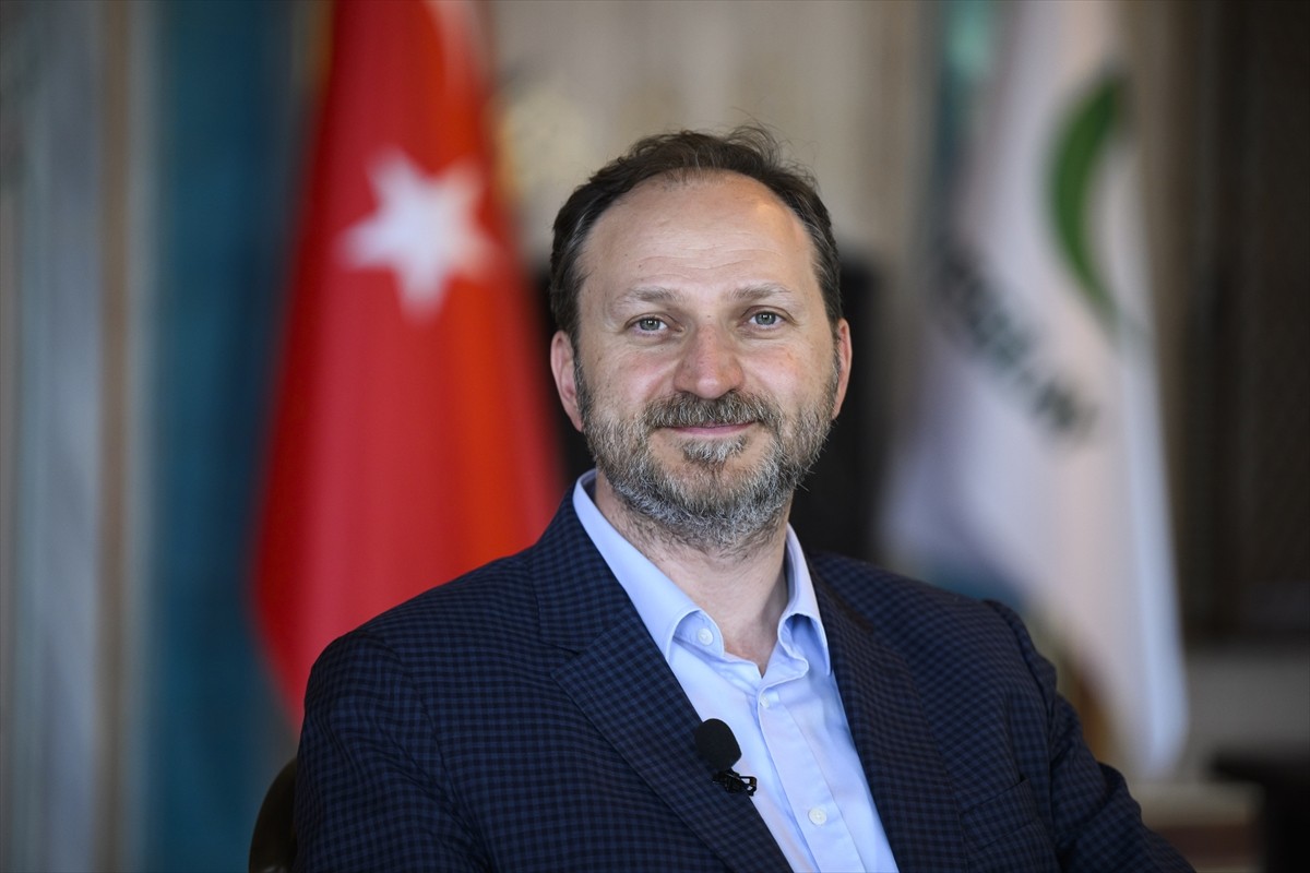 Yeşilay Genel Başkanı Mehmet Dinç, teknoloji ve son dönemde artan sanal kumar bağımlılığına...