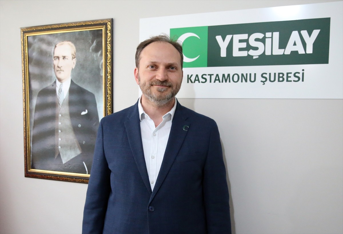 Yeşilay Genel Başkanı Mehmet Dinç, yaz döneminde bağımlılıkla mücadelenin daha büyük önem...