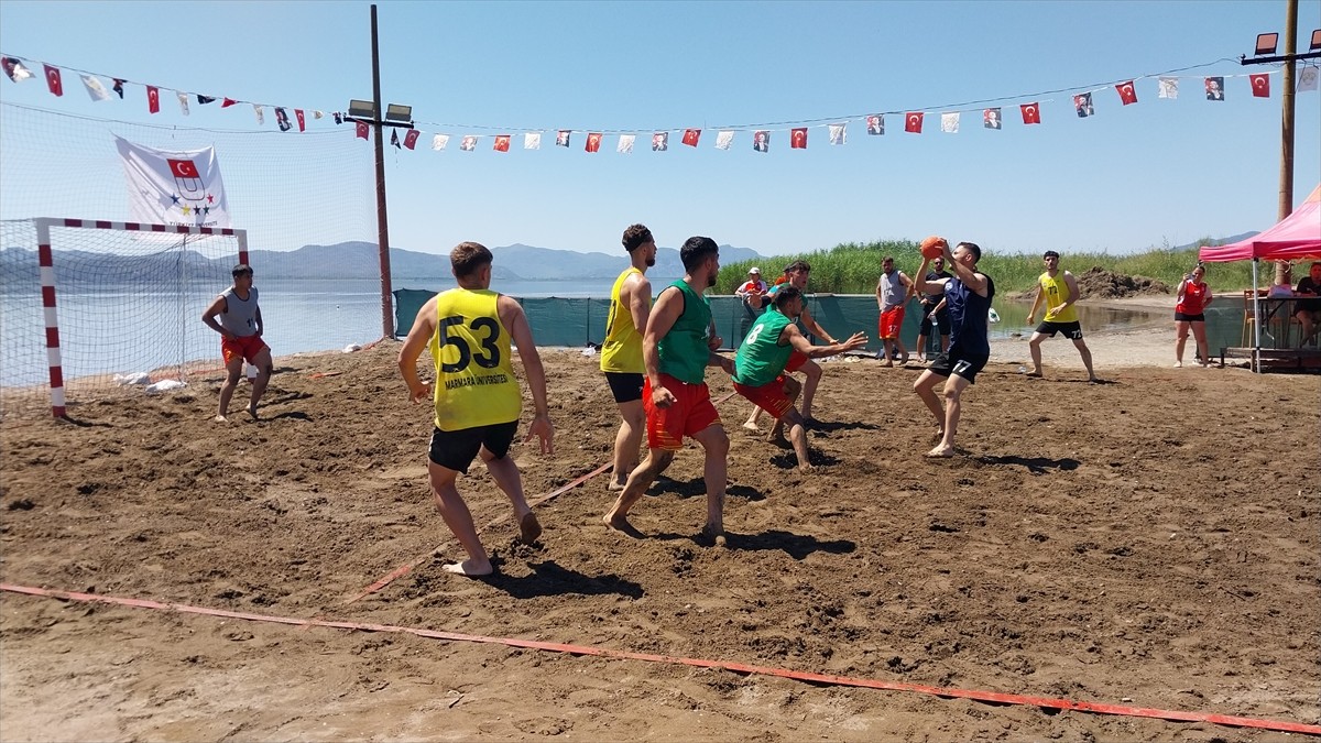 26. Üniversiteler Yaşar Sevim Plaj Hentbolu Türkiye Şampiyonası, Köyceğiz'de sona erdi. Köyceğiz...