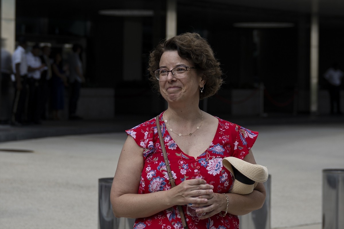 ABD Dışişleri Bakanlığı, 1300'ün üzerinde personelini işten çıkarırken, başkent Washington'da son...