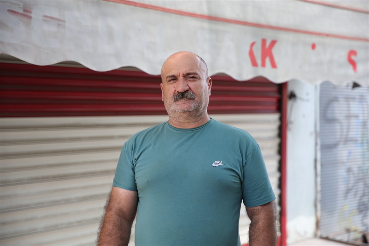 Adana'nın merkez Seyhan ilçesinde, gıda ticaretinden elde edilen geliri bölüşme vaadiyle bazı...