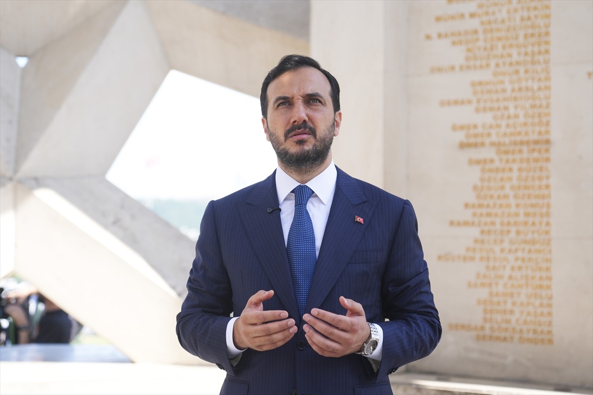 AK Parti İstanbul İl Başkanı Abdullah Özdemir, 15 Temmuz Demokrasi ve Milli Birlik Günü kapsamında...