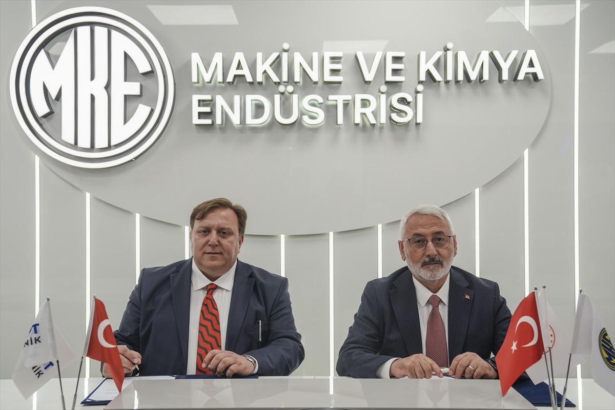 Anadolu Ajansının (AA) 'Global İletişim Ortağı' olduğu 17. Uluslararası Savunma Sanayii Fuarında...