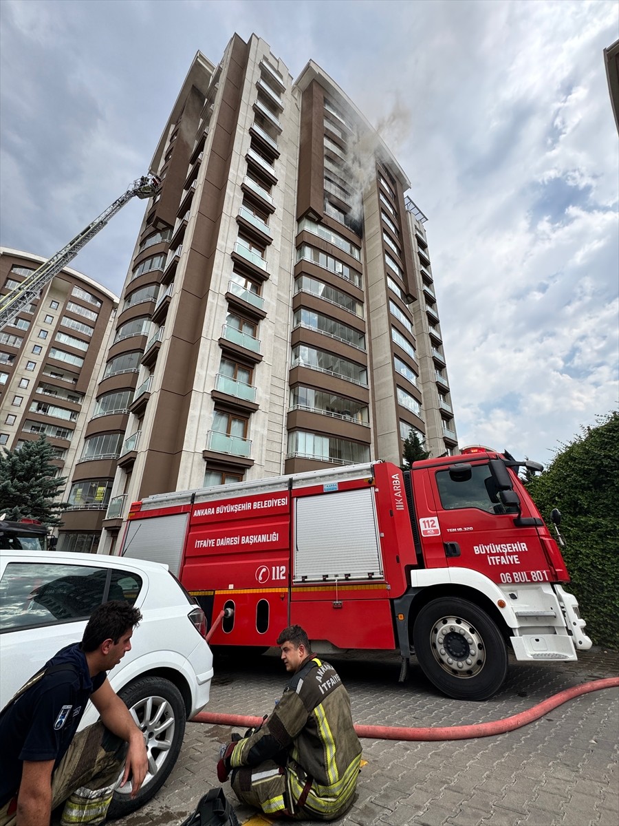 Ankara'nın Keçiören ilçesinde bir apartmanın 9'uncu katında çıkan yangın söndürüldü. İhbar üzerine...