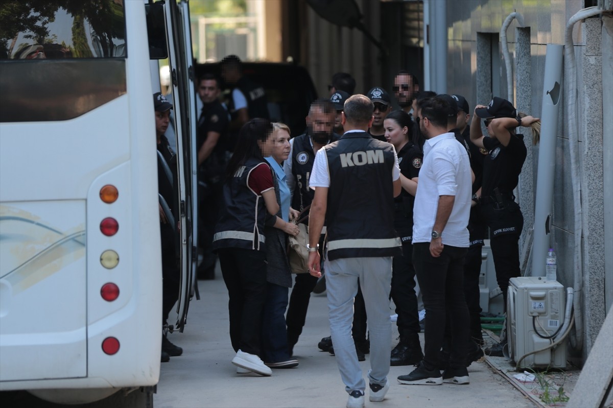 Antalya'da Manavgat Belediyesine yönelik rüşvet, irtikap ve zimmet operasyonunda 7 şüpheli daha...