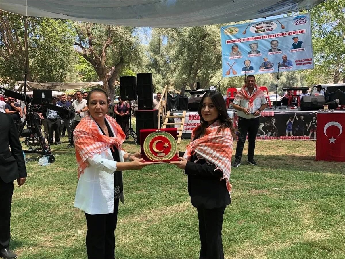 Burdur'un Çavdır ilçesinde 25. Cura, Domates ve Yayla Şenliği yapıldı. Kozağaç Köyü Yaylası...