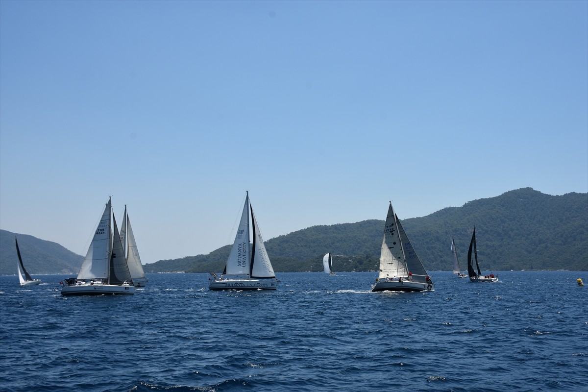 Cumhurbaşkanlığı 6. Uluslararası Yat Yarışları'nın Kıbrıs etabı başladı. Cumhurbaşkanlığı 6....