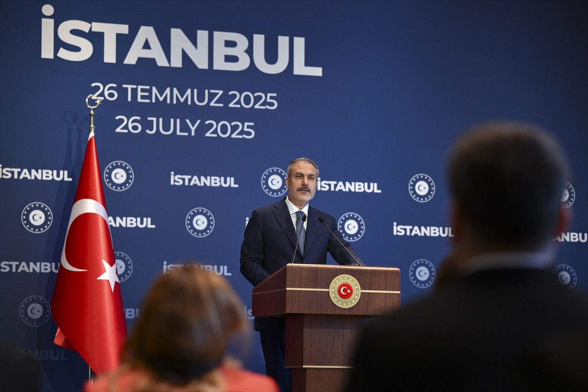 Dışişleri Bakanı Hakan Fidan, İstanbul'da bir otelde düzenlenen Balkan Barış Platformu...