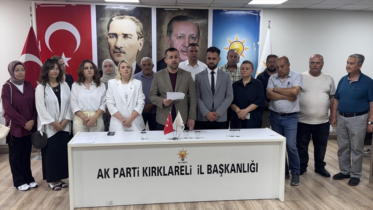 Edirne, Kırklareli ve Tekirdağ'da AK Parti teşkilatlarınca "Terörsüz Türkiye" sürecine ilişkin...