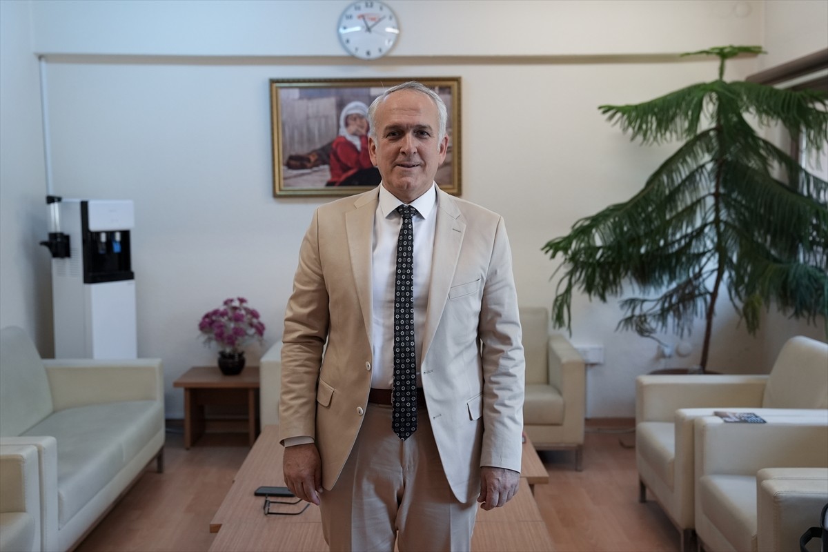 Gazi Üniversitesi (GÜ) Bilgisayar Mühendisliği Bölümü Öğretim üyesi Prof. Dr. Şeref Sağıroğlu...